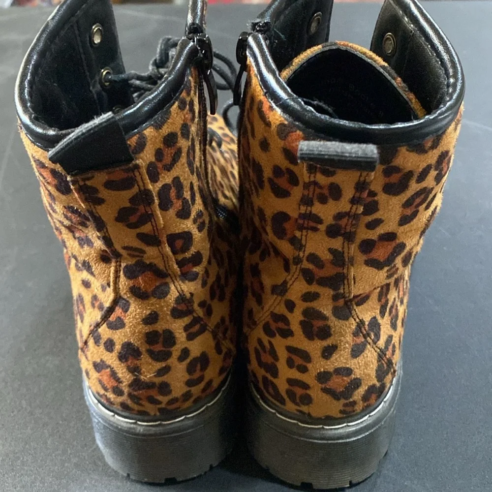 Leopard Print Combat Bootie; Size 8 - Picture 4 of 6